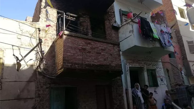 النيابة تُحقق في حريق نشب داخل شقة سكنية بأكتوبر