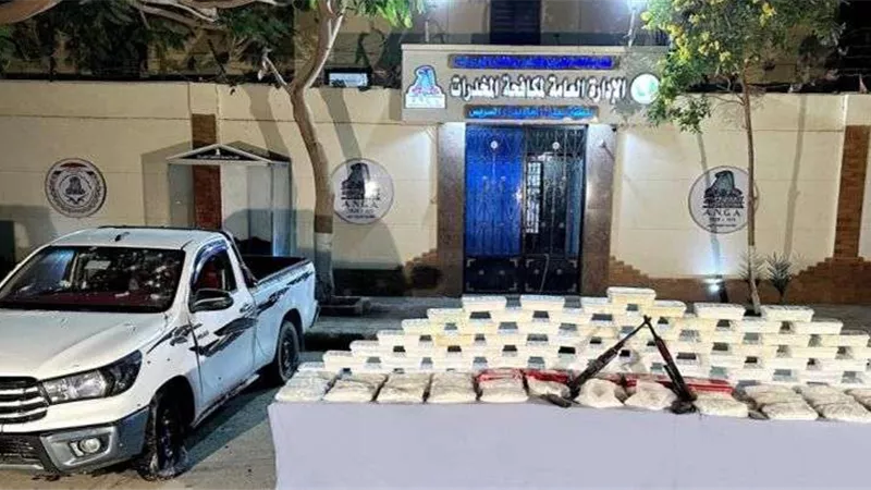 مصرع 2 من أخطر تجار المخدرات بالسويس بحوزتهم 