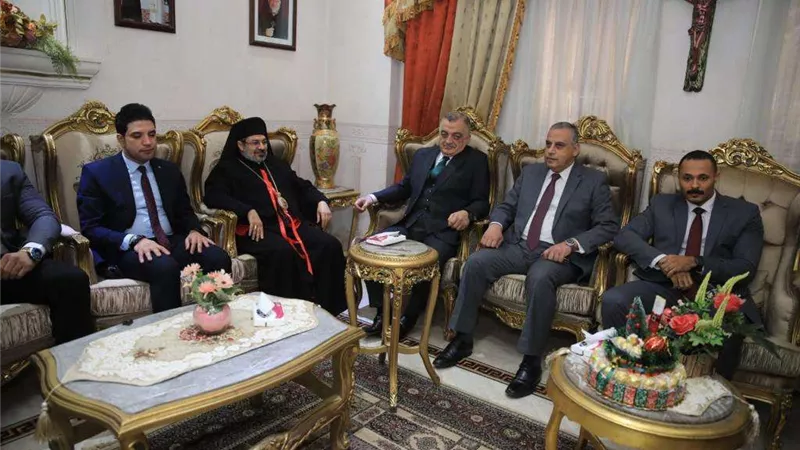 محافظ سوهاج ومدير الأمن يزوران المطرانيات ويقدما التهنئة للأخوة الأقباط بمناسبة عيد الميلاد