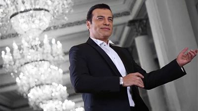 حفلات وجولات إيهاب توفيق في كندا .. 3 فبراير