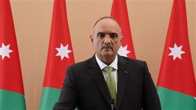رئيس الوزراء الأردني: التهجير الجماعي للفلسطينيين قد يشكل تهديدًا وجوديًا