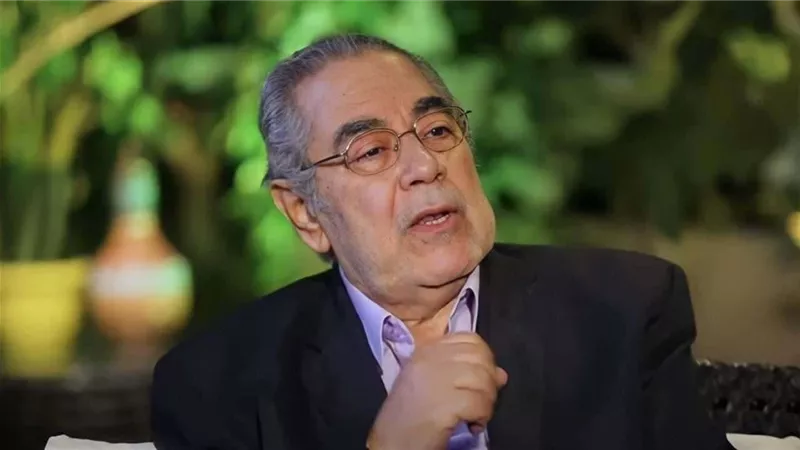 عمرى ما أذيت حد.. صبرى عبد المنعم يتأثر على الهواء (فيديو)