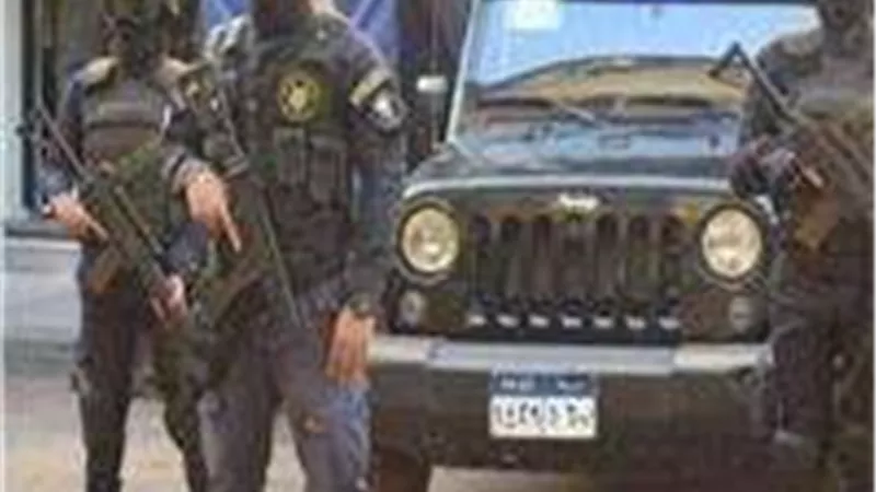 الأمن يداهم أوكار تجار الكيف والسلاح في 3 محافظات