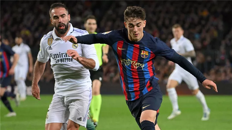 موعد مباراة ريال مدريد وبرشلونة في نهائي السوبر الإسباني والقنوات الناقلة