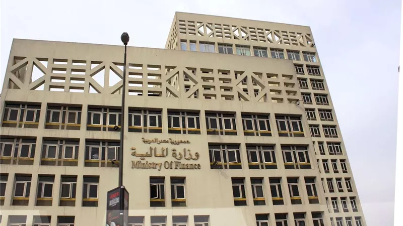 لمدة 5 أيام.. صرف مرتبات العاملين بالدولة يوم 21 يناير الجارى
