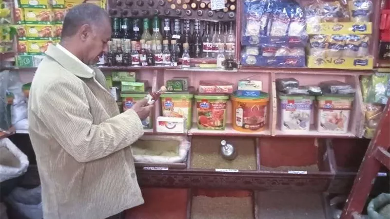 محافظ أسيوط: ضبط وإعدام كميات من الأغذية الفاسدة خلال حملة تموينية