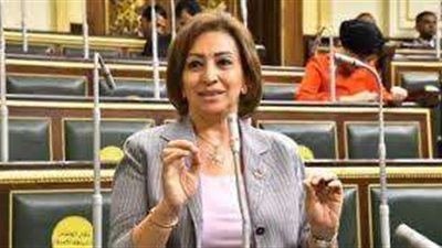 سؤال برلماني بشأن عدم وضوح استراتيجيات التوسع في إنتاج الطاقة المتجددة والنظيفة