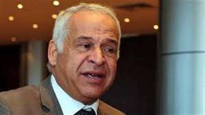 الحبس 3 أشهر لفرج عامر بتهمة السب والقذف