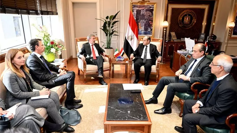 وزير الصناعة: نتفاوض مع عدد من دول إفريقيا للتبادل التجاري بالعملات المحلية