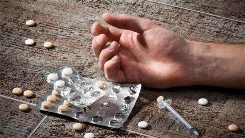 جرعة زائدة.. المخدرات تنهي حياة شاب في البدرشين