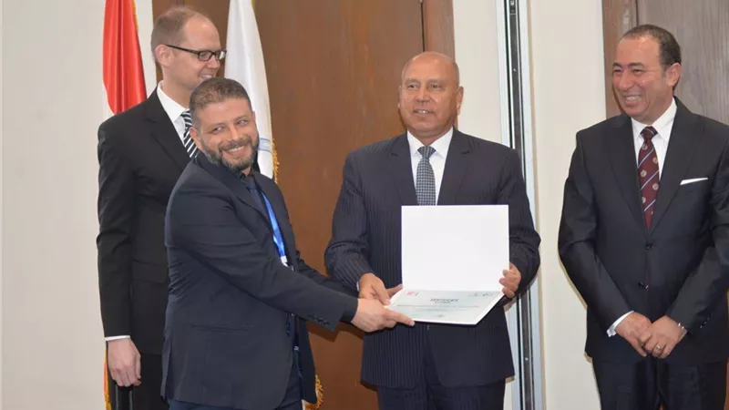 وزير النقل : آليات دقيقة لاختيار العناصر البشرية الجديدة وفق معايير دقيقة مع اعادة تأهيل وتدريب وتثقيف العناصر البشرية الحالية