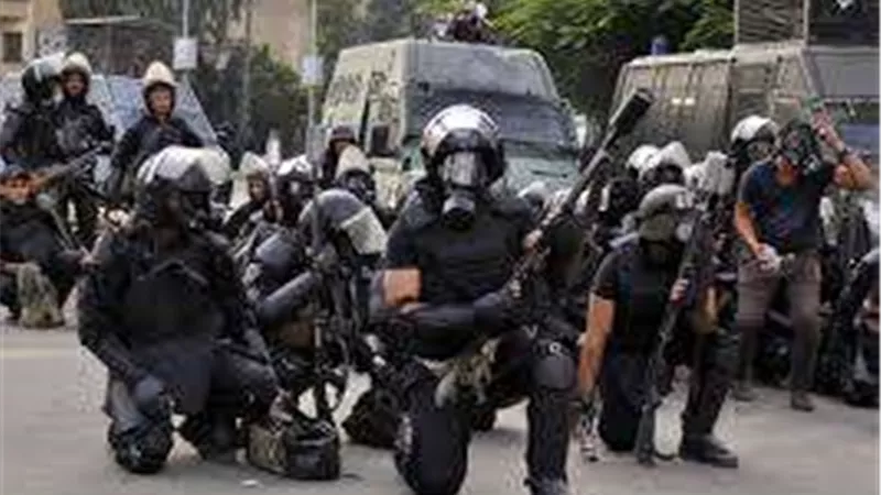 قوات تنفيذ الأحكام تضبط 5 هاربين من أحكام بالحبس بلغت 200 سنة