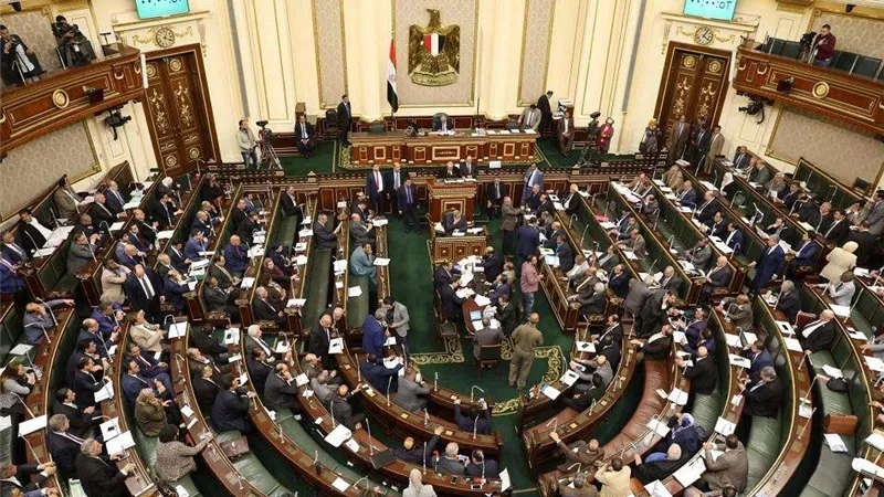 البرلمان يوافق نهائيًا على مشروع قانون وسام البناء