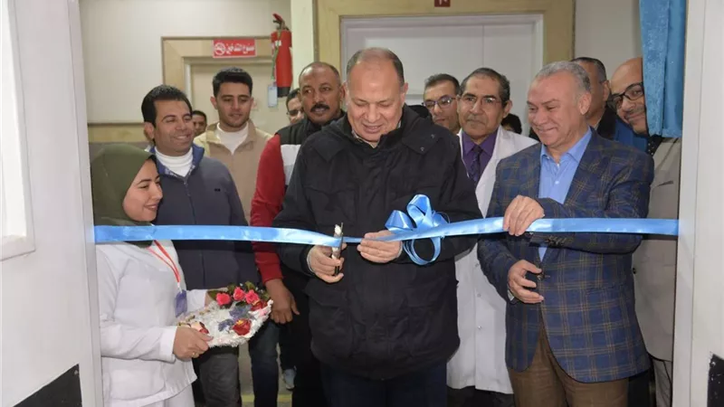 محافظ أسيوط يفتتح وحدة مناظير الجهاز الهضمي بتكلفة 20 مليون جنيه