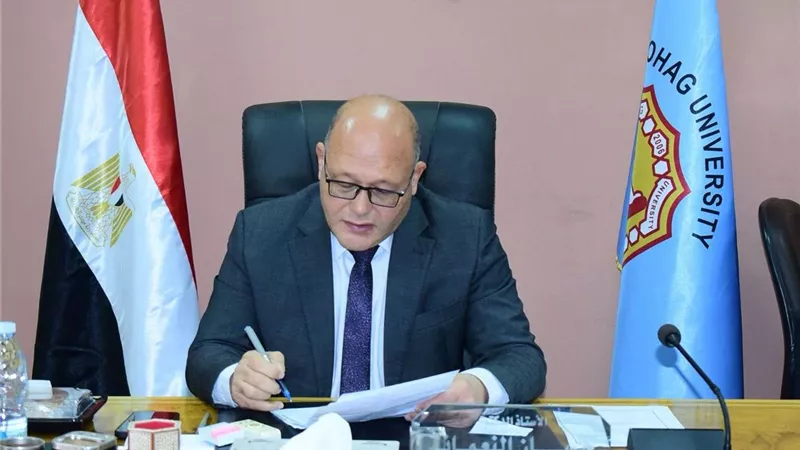 15 فبراير ..اخر موعد لإستلام الأبحاث المشاركه في المؤتمر التاسع لشباب الباحثين بجامعة سوهاج