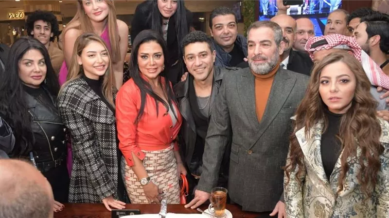 بحضور رانيا يوسف.. أبطال فيلم 