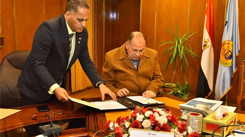 محافظ أسيوط يعتمد نتيجة الفصل الدراسي الأول للشهادة الإعدادية