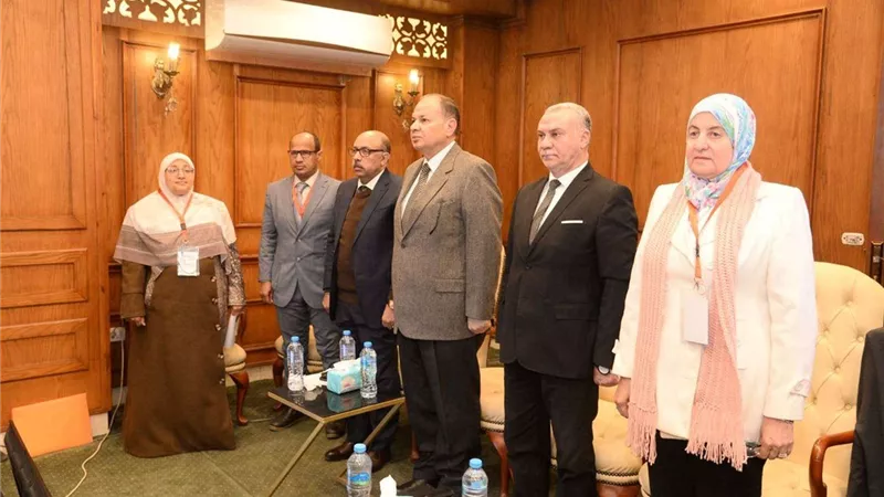 محافظ أسيوط يشهد الجلسة الافتتاحية للمؤتمر العلمي السنوي الأول لمستشفى الصدر