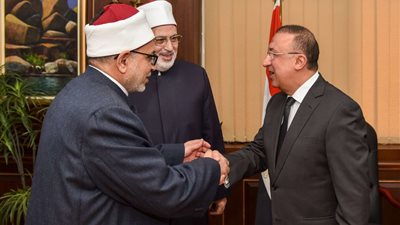 محافظ الإسكندرية يستقبل وفد الأزهر لتنفيذ منتدى «أنت أقوى من المخدرات»