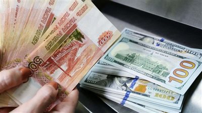 استمرار حبس المتهمين بالاتجار في النقد الأجنبي بالقاهرة