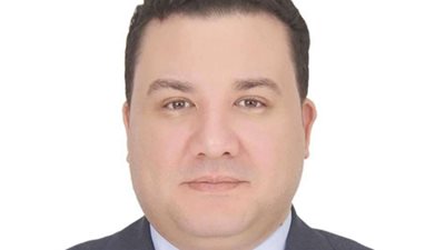 استاذ استثمار: مصر لديها مزايا تنافسية قوية.. والاقتصاد المصري صامد رغم التوترات