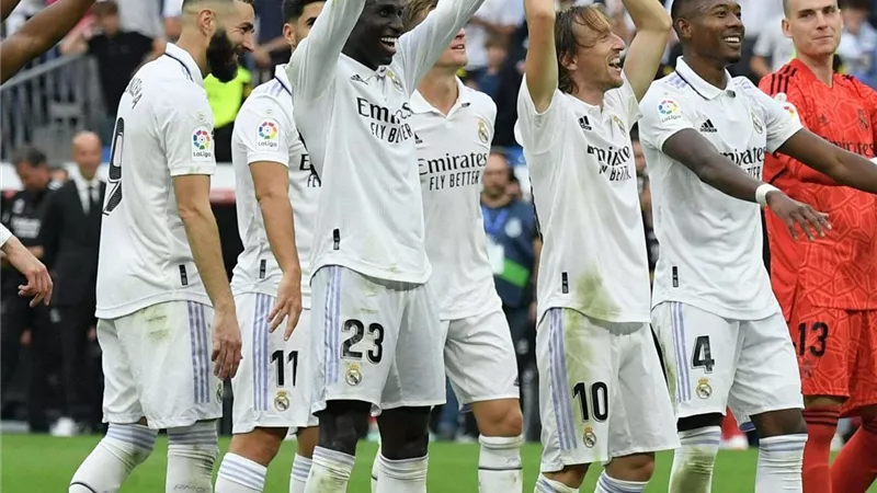 تعرف على حكم مباراة لايبزيج الألماني وريال مدريد بدوري أبطال أوروبا