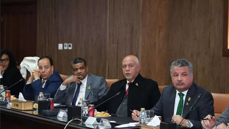 حازم الجندي يُطالب بدعم المنطقة الاقتصادية بقناة السويس لاستقبال الاستثمار