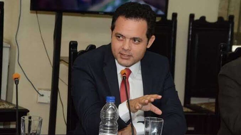 احمد الزيات 