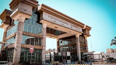 ميناء الإسكندرية تحقق أعلى معدلات لحركة السفن في تاريخها