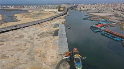 شاهد أعمال تنفيذ المنطقة اللوجستية بميناء الإسكندرية