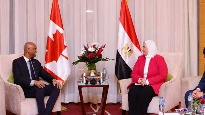 وزيرة التضامن تستقبل وزير التنمية الكندي وتستعرض جهود مصر لدعم أهالي غزة