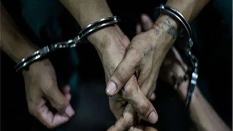 التحقيق مع تشكيل عصابي عثر بحوزته على مخدرات بقيمة 26 مليون جنيه بمطروح