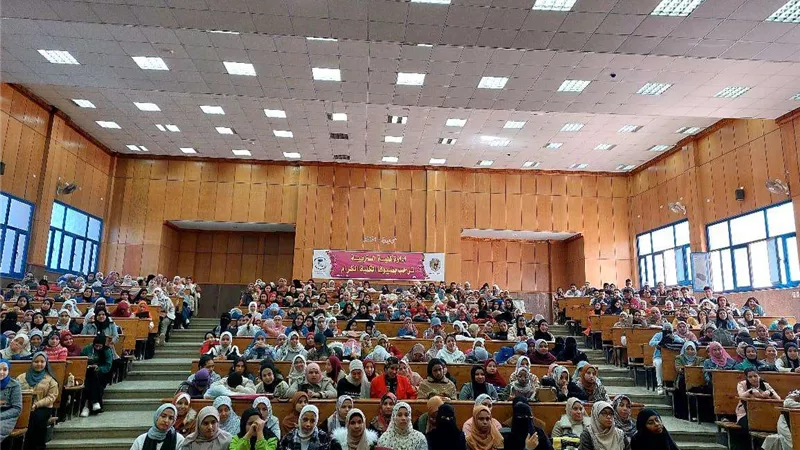 ندوة لتشجيع المنتجات المحلية والتوعية بثقافة العمل الحر وريادة الأعمال بتربية سوهاج
