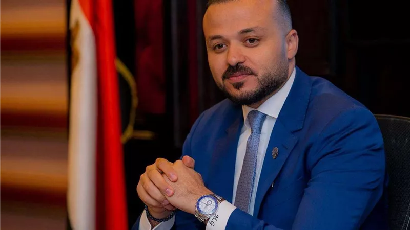 «الجارحي» يخفض سعر الحديد 6 آلاف جنيه