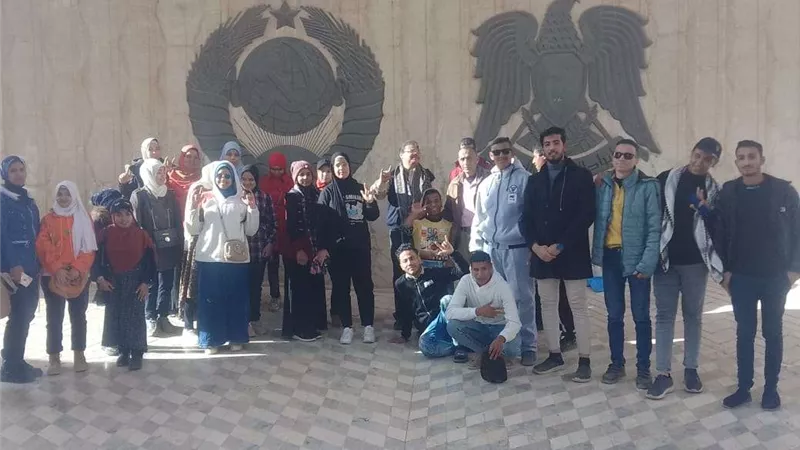 جامعة سوهاج تنظم رحلة توعوية لطلاب مركز نور البصيرة للتعريف بالمعالم السياحية في أسوان