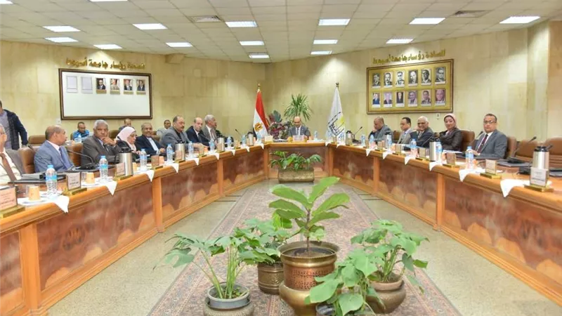 رئيس جامعة أسيوط: توقيع 4 بروتوكولات تعاون مشترك في مجالات البيئة والموارد الطبيعية والمائية