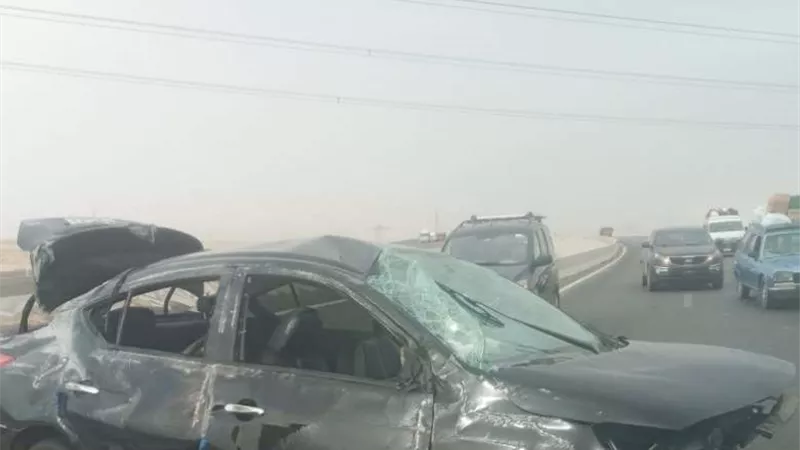 إصابة مستشار بهيئة قضايا الدولة في حادث تصادم أعلى الطريق الزراعي بالبحيرة