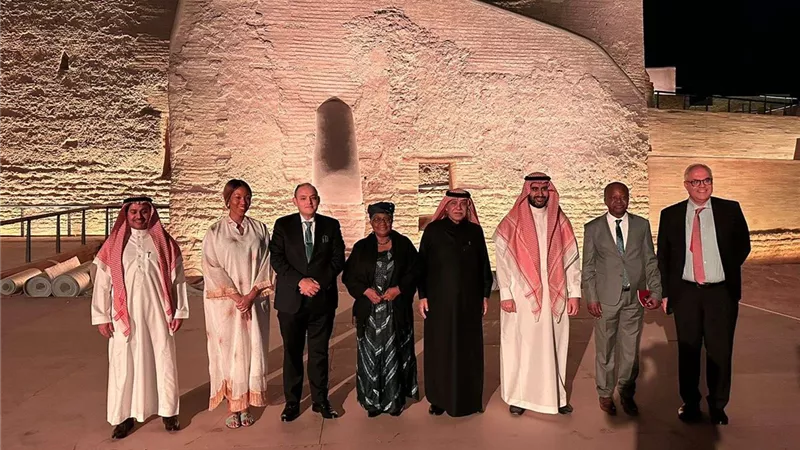 وزير الصناعة يختتم زيارته للسعودية بلقاء مدير عام منظمة التجارة العالمية