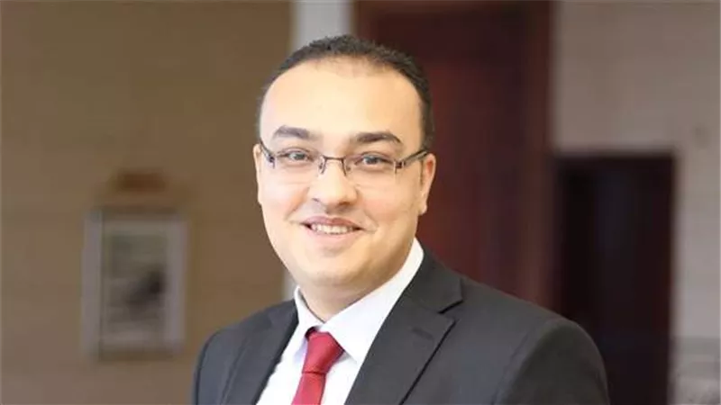 خاص| خبير اقتصادي: قرار البنك المركزي يستهدف خفض التضخم والقضاء على السوق الموازي