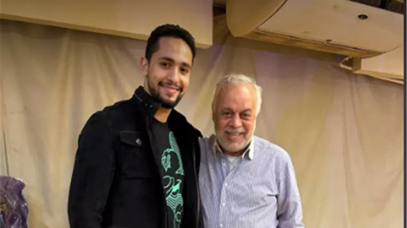 فنان مصري يطالب الدول العربية بإنشاء وزارة للإعلام الإلكتروني