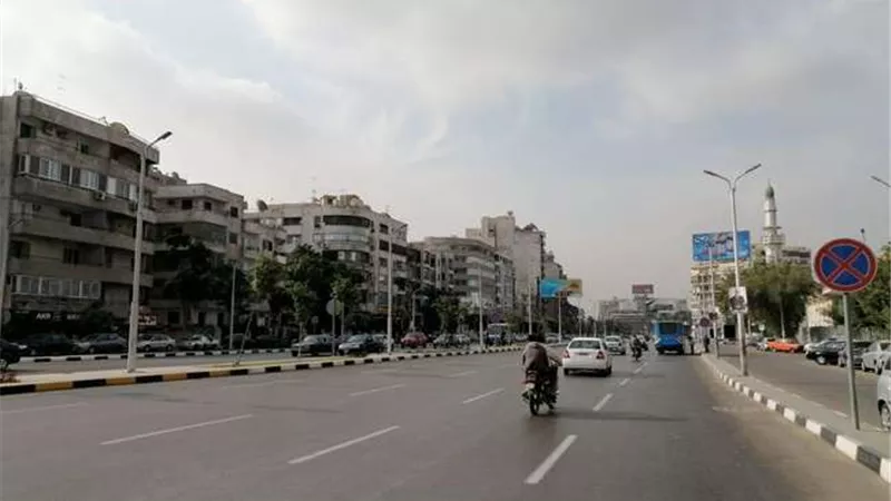 سيولة مرورية بشوارع وميادين القاهرة والجيزة.. صباح الجمعة