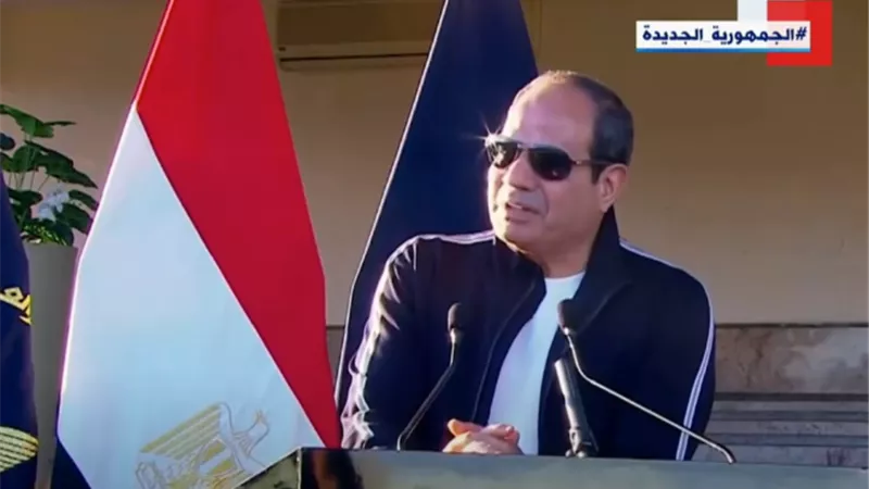 الرئيس السيسي يجري حوارا مع الطلبة المستجدين خلال تفقده لأكاديمية الشرطة