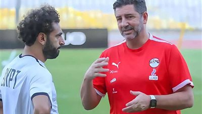 فيتوريا عن محمد صلاح: متواضع للغاية واستمتعت بالعمل معه