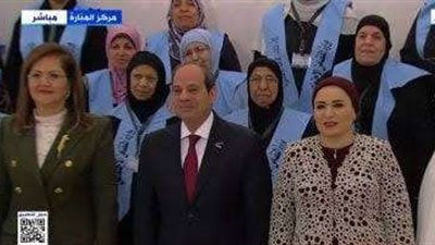 الرئيس السيسي يرحب بصفاء أبو السعود.. والفنانة: بعد العيد هتشوفوا مفاجأة