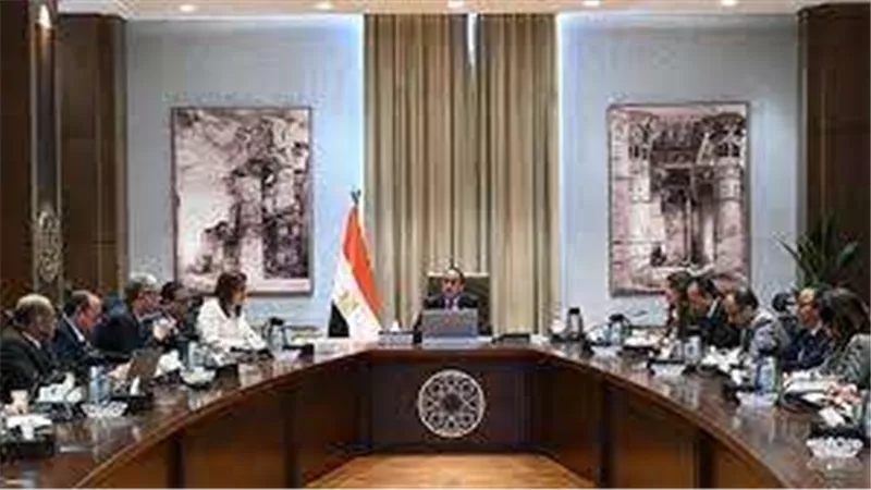 رئيس الوزراء يُتابع الموقف التنفيذي للمشروعات السكنية 
