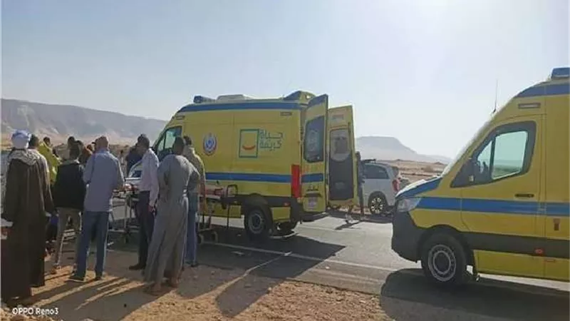 ضحايا حادث تصادم أتوبيس طلاب بسيارة أخرى فى الشرقية.. طالبة و9 مصابين