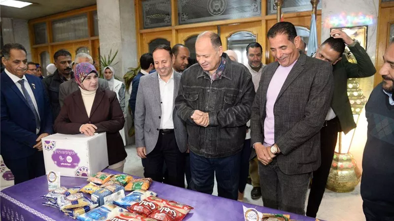 محافظ أسيوط يشهد إطلاق حملة لتوزيع 5 آلاف كرتونة رمضان