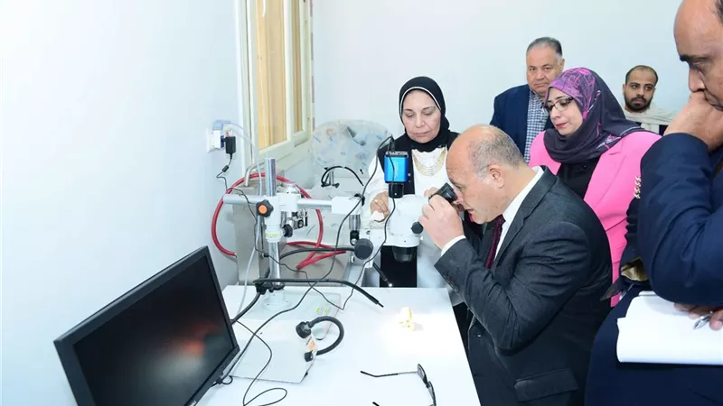 تمهيداً لتشغيله.. النعماني يتفقد مركز جراحة وزراعة الكبد التجريبية بجامعة سوهاج
