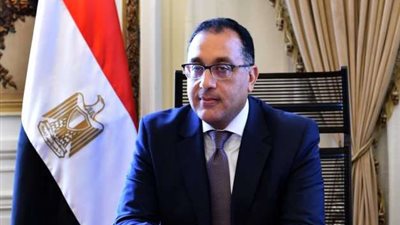 رئيس الوزراء يتابع مع رئيس المركز الوطني لتخطيط استخدامات أراضي الدولة ملفات العمل