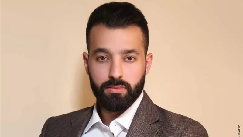البنوك المركزية تلجأ للذهب.. خبير اقتصاديّ يكشف أسباب ارتفاع أسعار الذهب عالميا